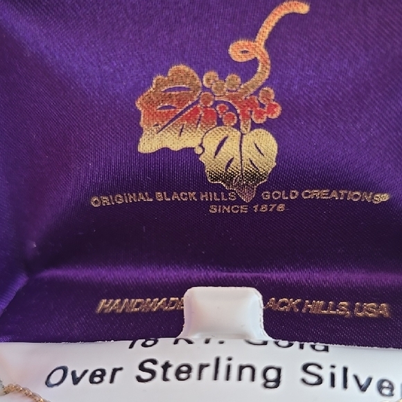 18 KT Gold Over Sterling Silver 1/4CTTW Diamond Heart Necklace Original$239 - Picture 2 of 12